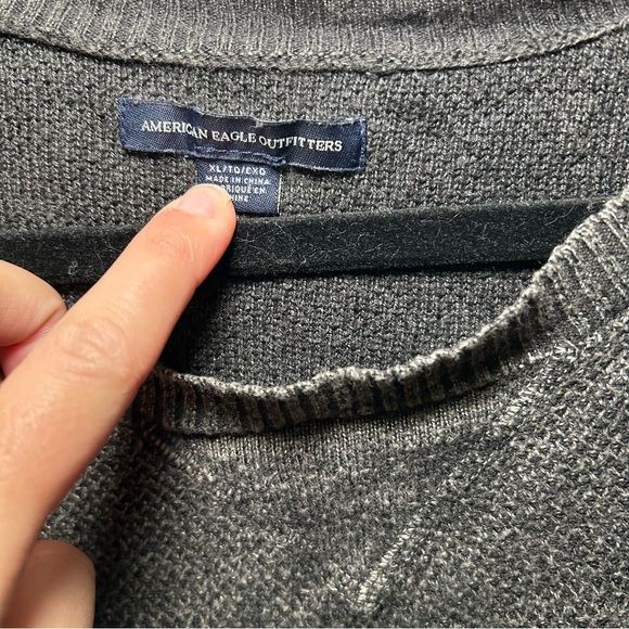 American Eagle Washed Gray Sweater Size XL - Picture 5 of 5
